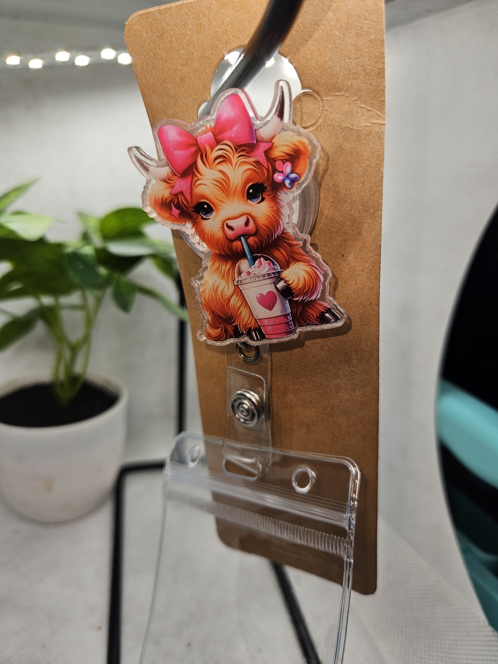 Cute Pink Bow Highland Cow Badge Reel Card Holder - Picture 2 of 2